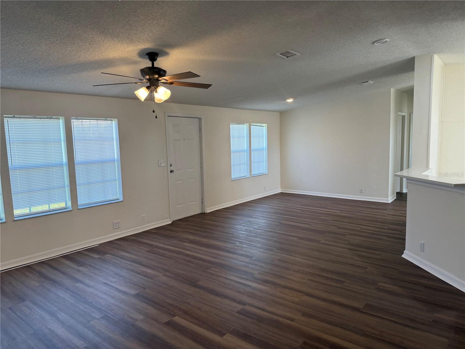 4795 Schooner Ave Property Photo 3