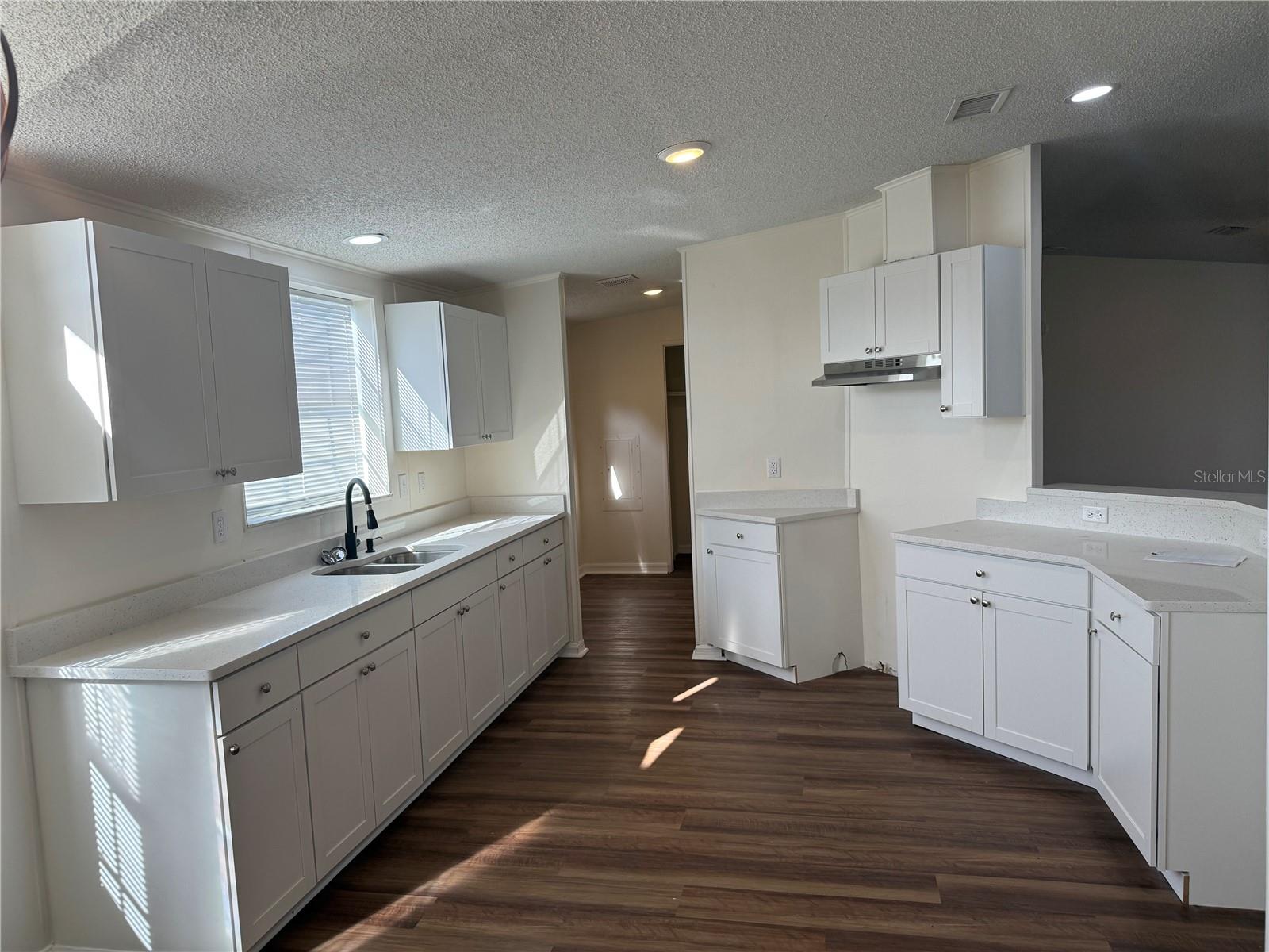 4795 Schooner Ave Property Photo 5