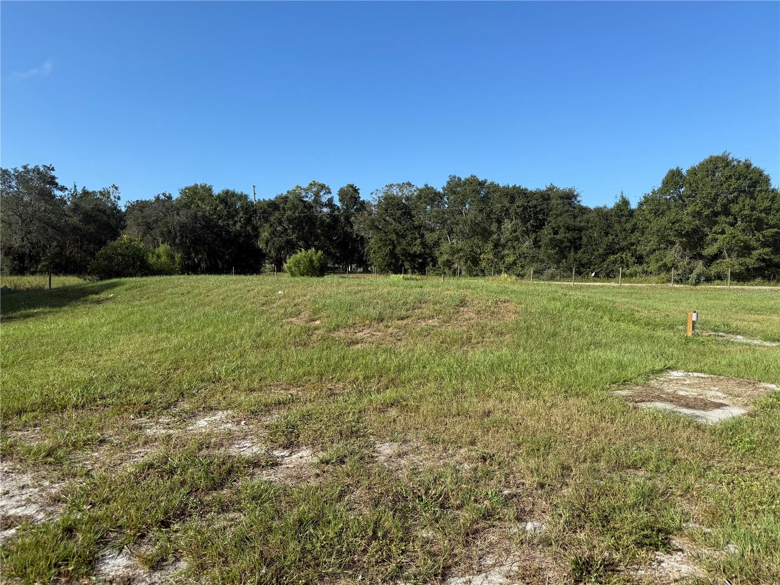 1561 Poe Rd Property Photo 10