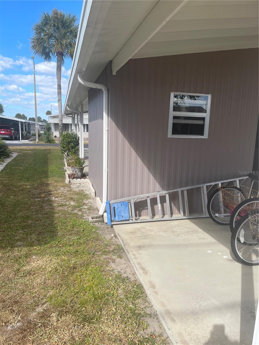 4179 Rolling Oaks Dr Property Photo 4