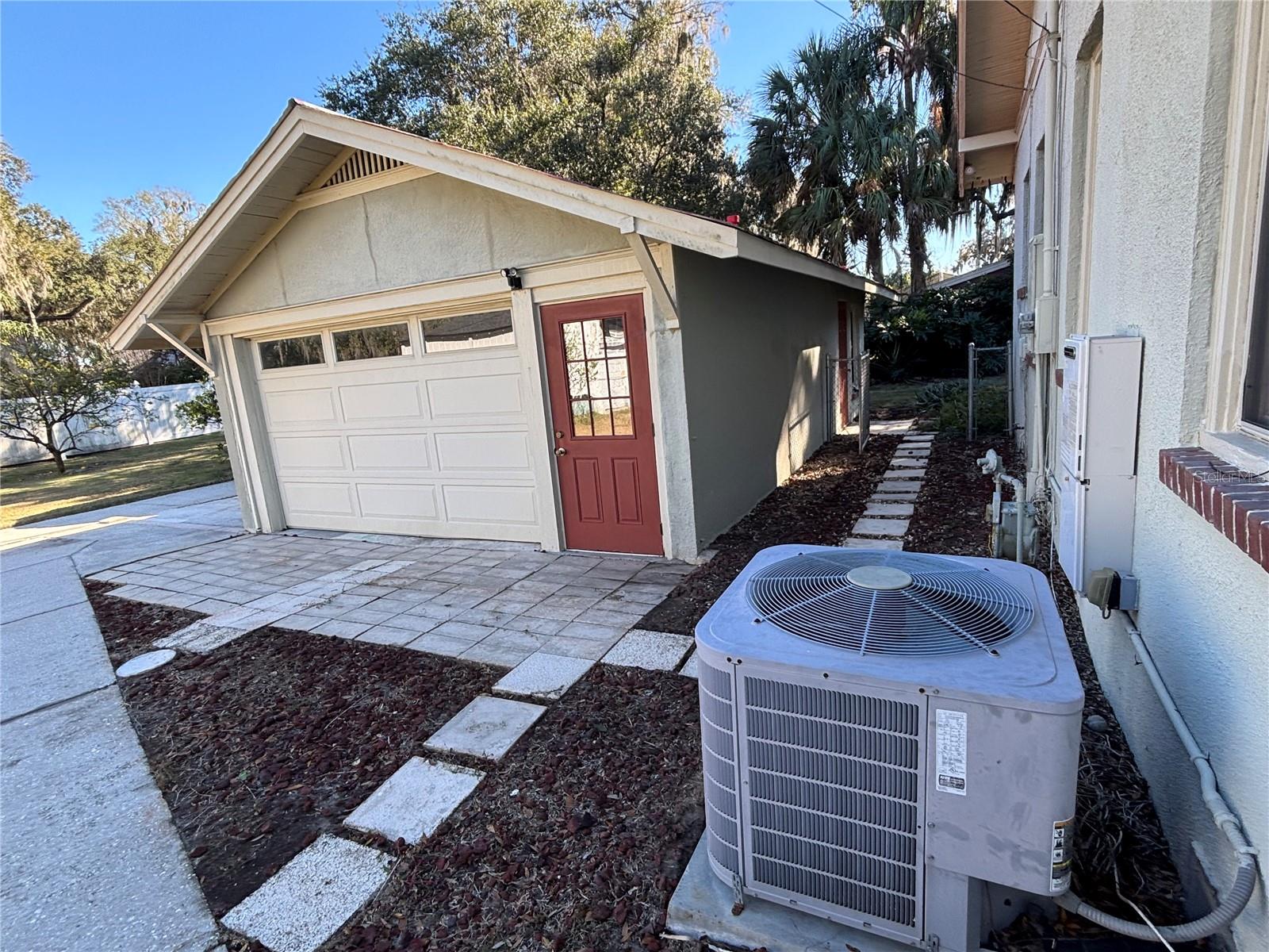 1230 S Orange Ave Property Photo 38