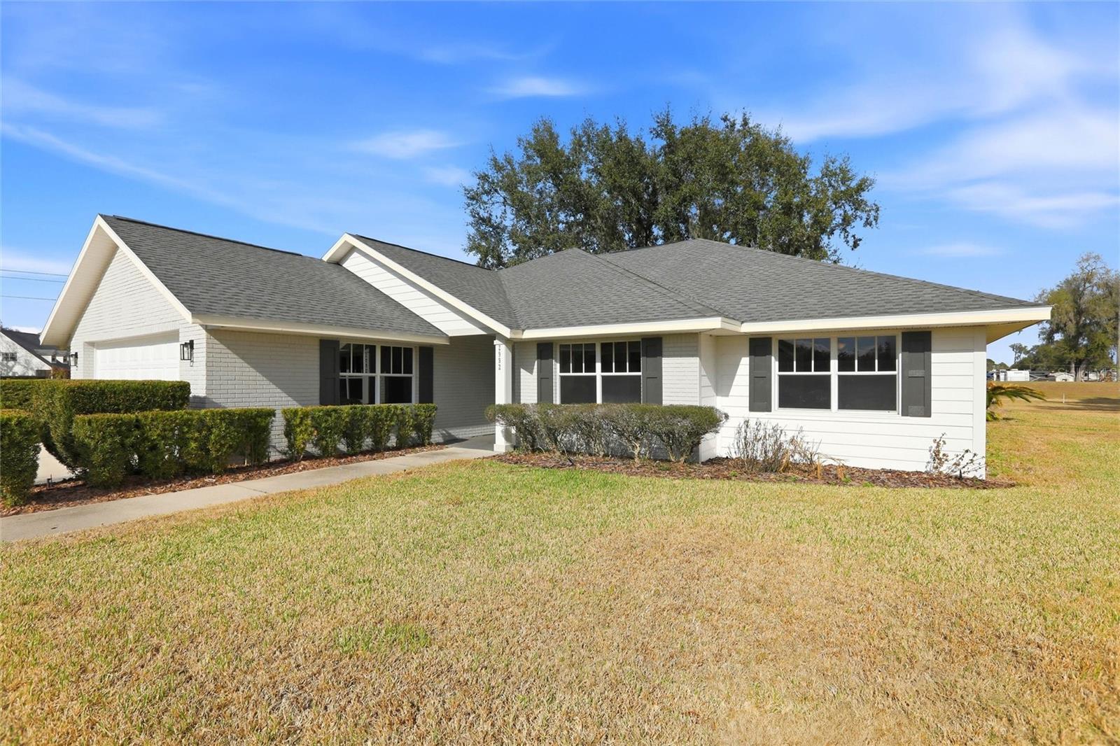 2992 Oaks Bnd Property Photo 2