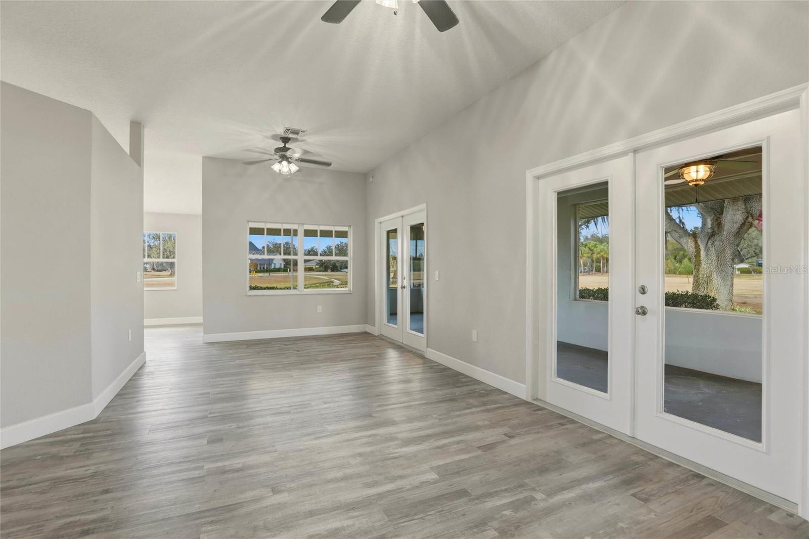 2992 Oaks Bnd Property Photo 10
