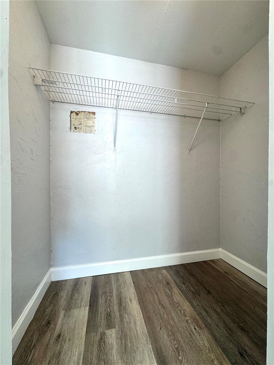 4822 Rolling Meadow Dr Property Photo 12