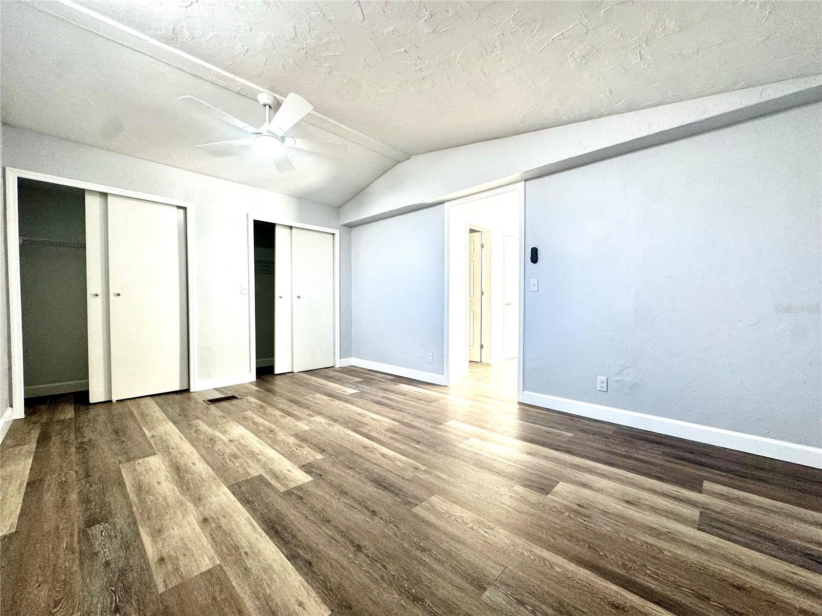 4822 Rolling Meadow Dr Property Photo 14