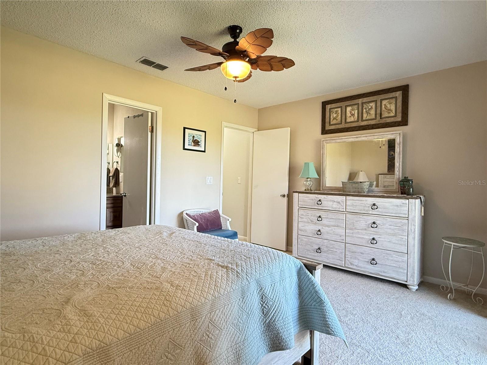 3635 Edgewater Dr #3635 Property Photo 28