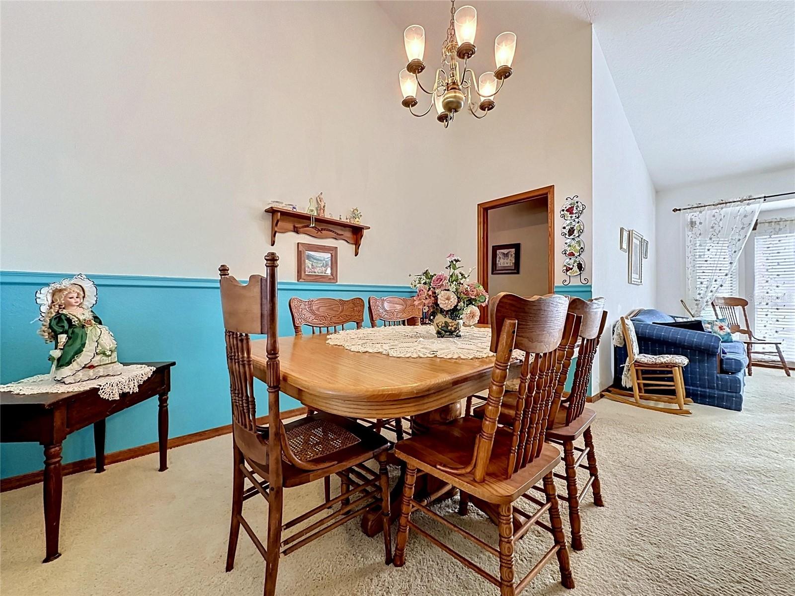 1681 E Spring Ridge Cir Property Photo 11
