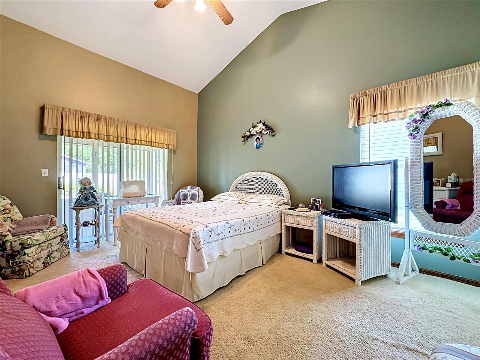 1681 E Spring Ridge Cir Property Photo 32