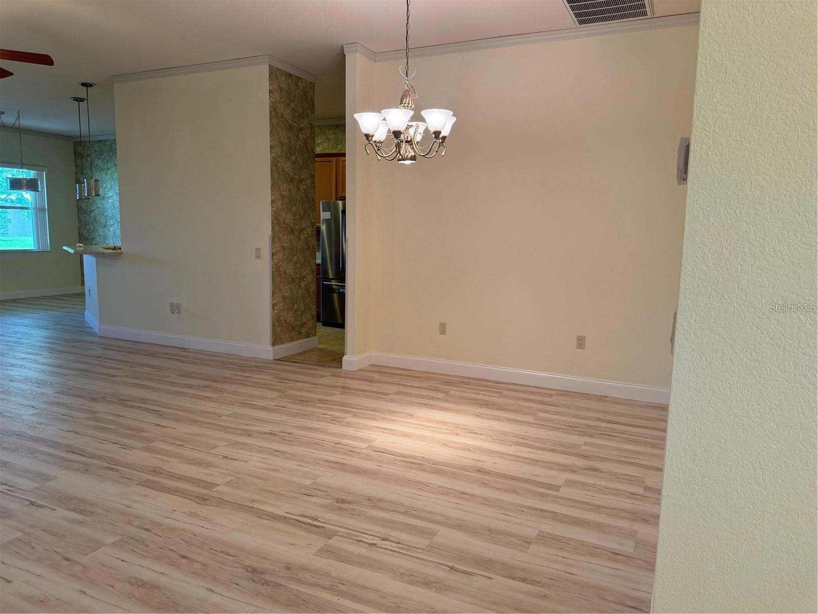 2470 Salzburg Loop Property Photo 31