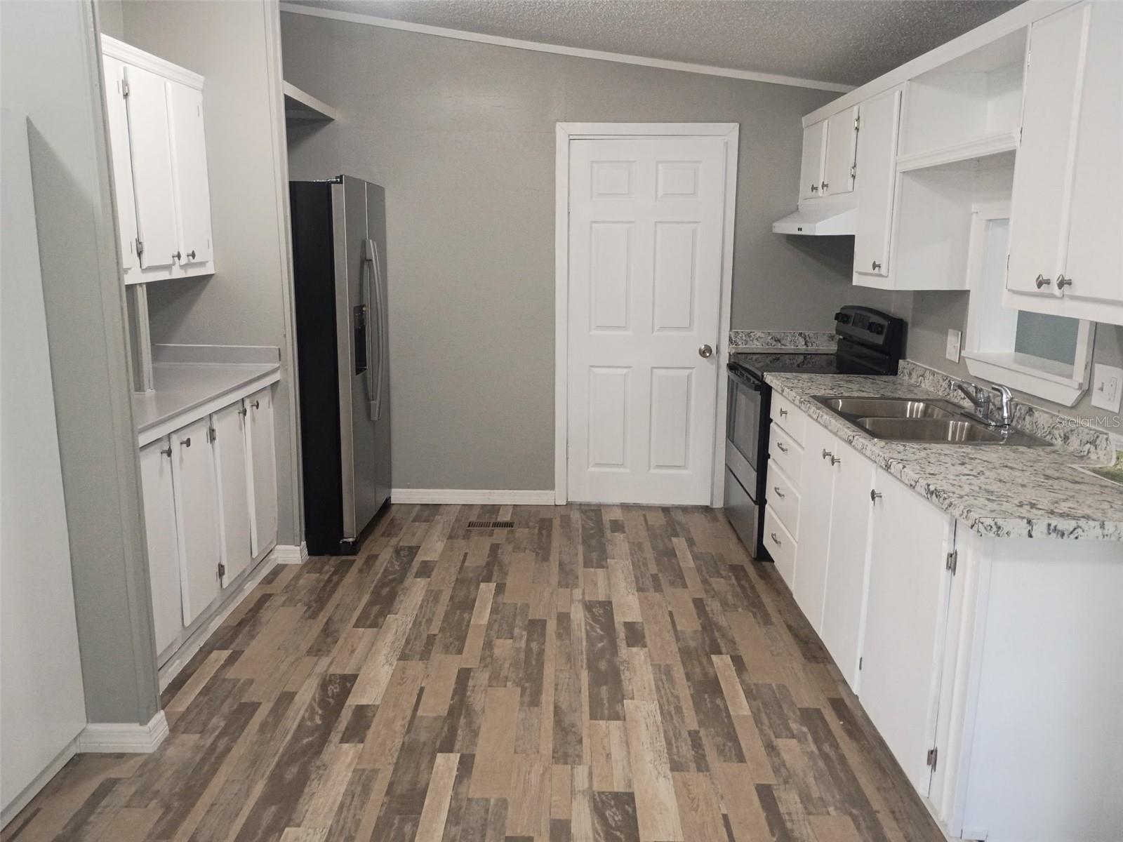861 Saddlewood Blvd Property Photo 3