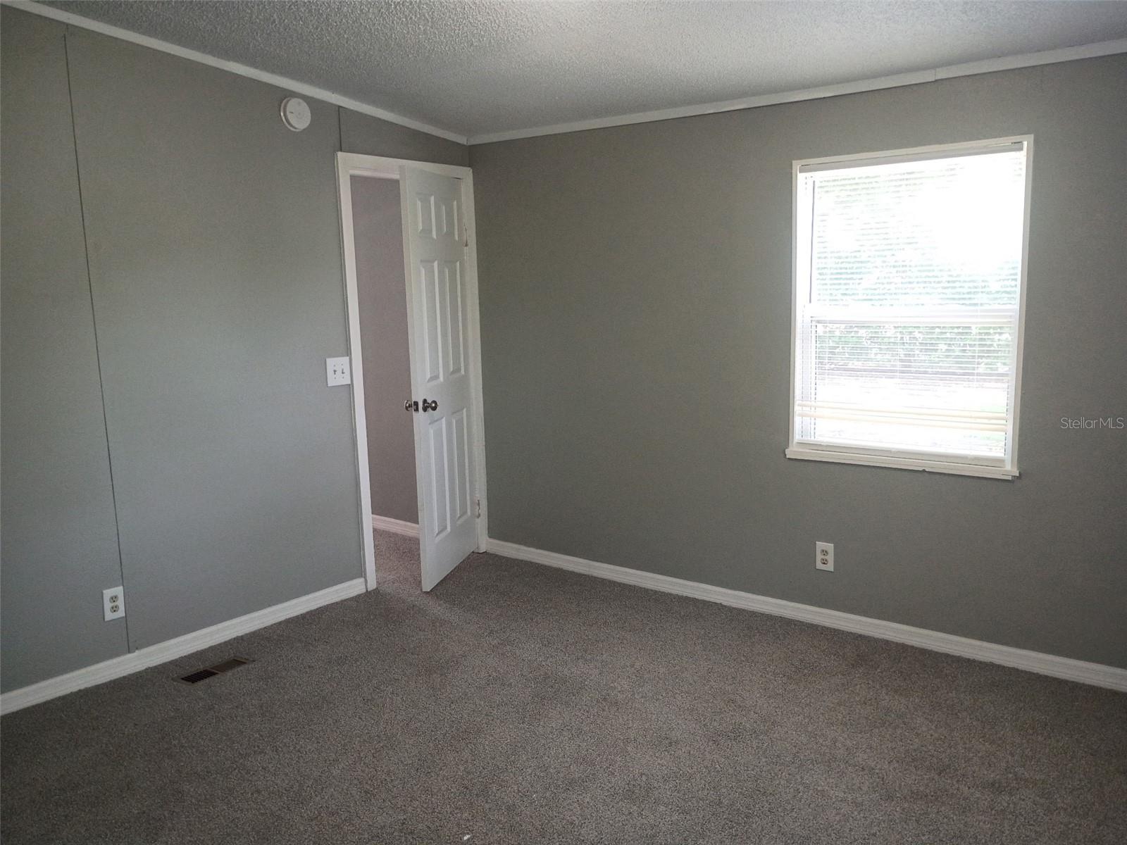 861 Saddlewood Blvd Property Photo 8