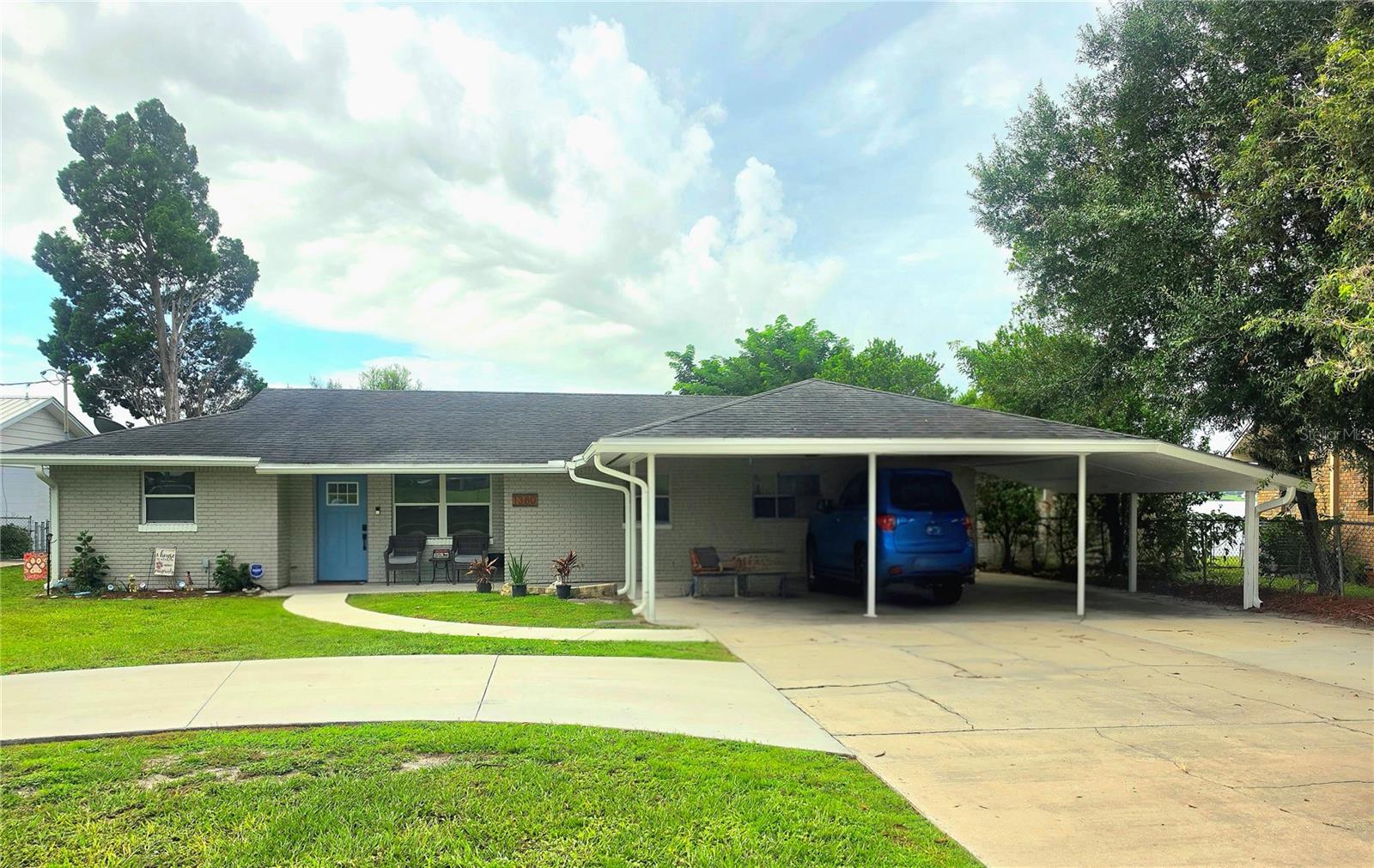 1380 Eagle Ave E Property Photo 1