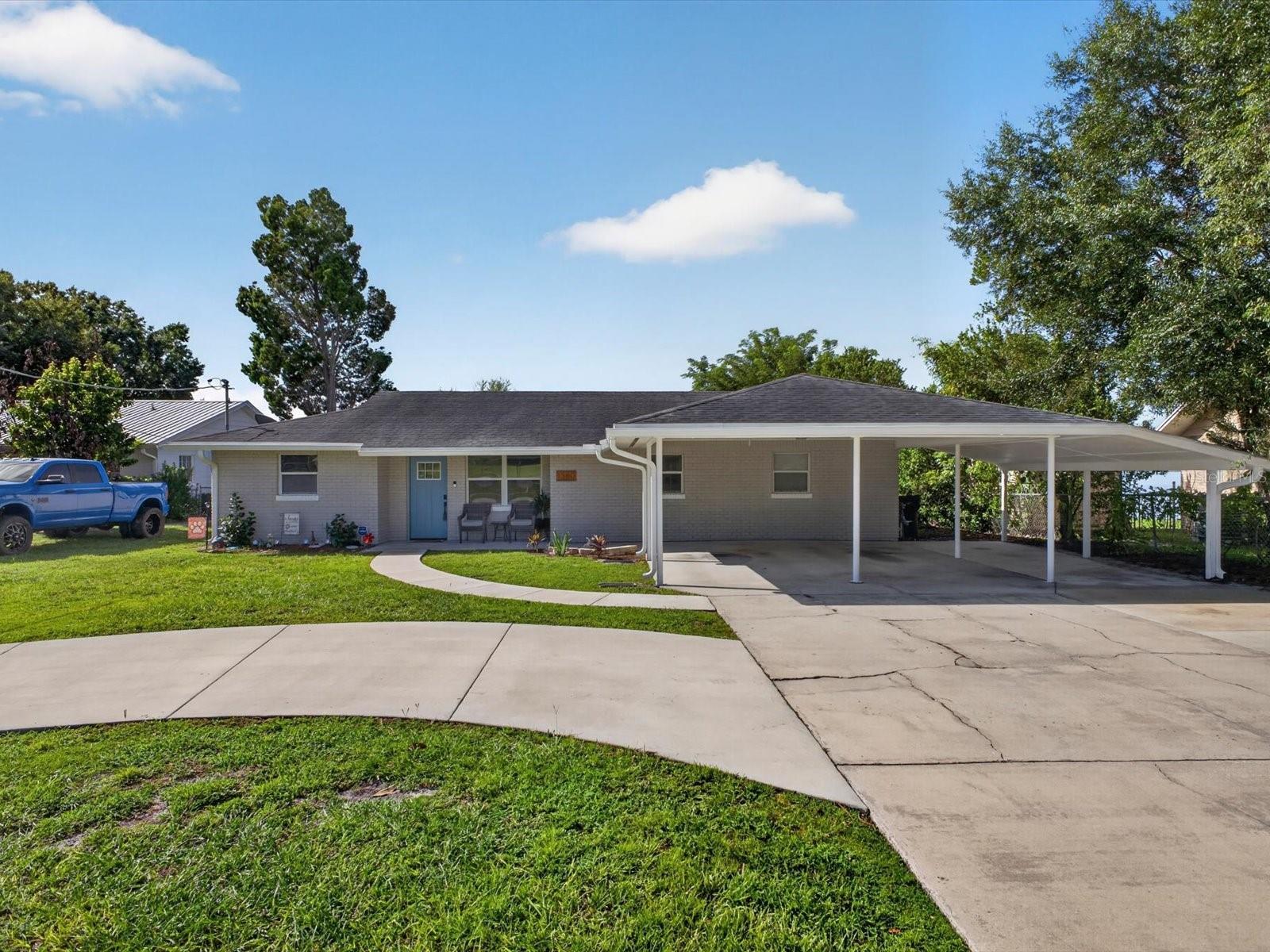 1380 EAGLE AVE E Property Photo 1