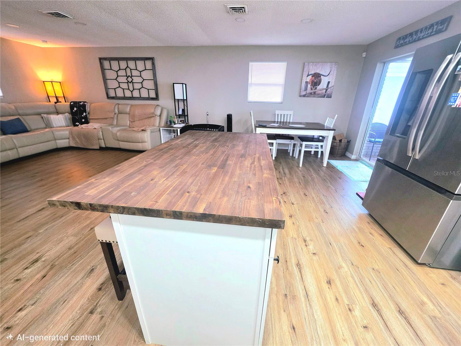 1380 Eagle Ave E Property Photo 4