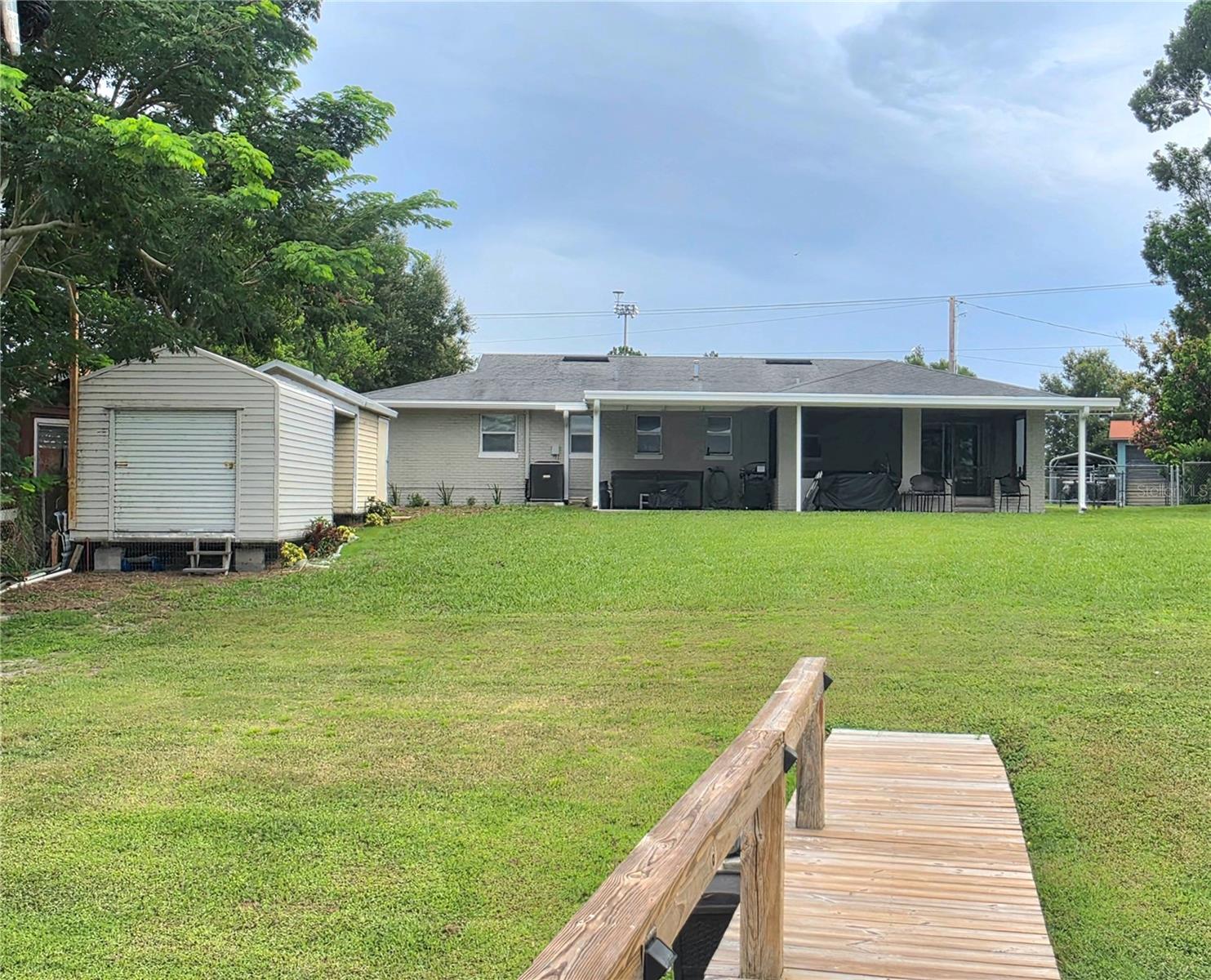 1380 Eagle Ave E Property Photo 17
