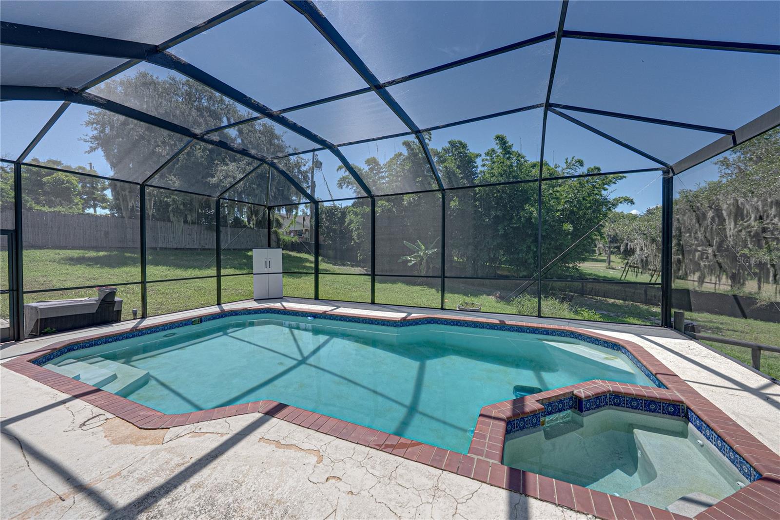 2120 Hurley Dr Property Photo 36