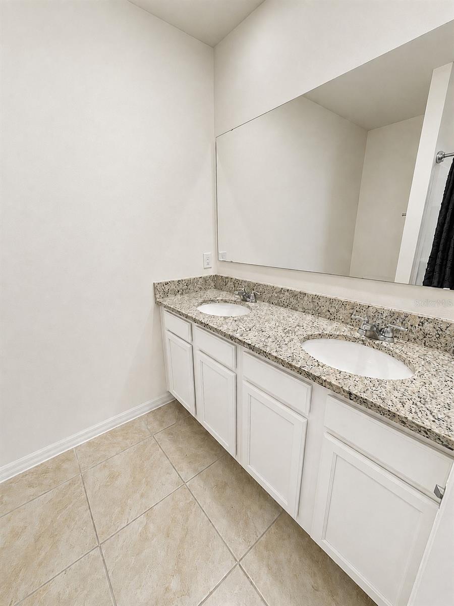 3648 Sungrove Cir Property Photo 13