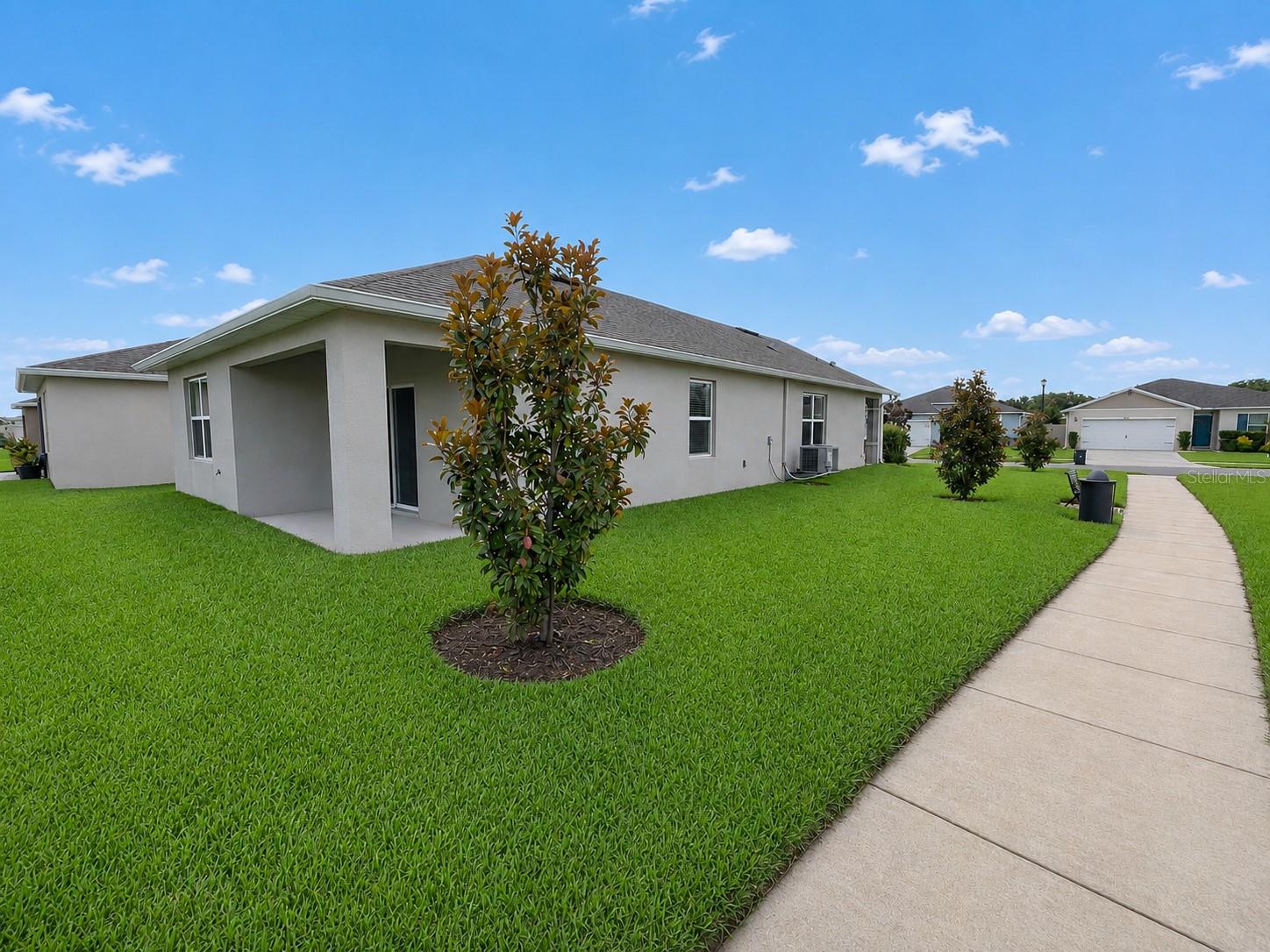 3648 Sungrove Cir Property Photo 15
