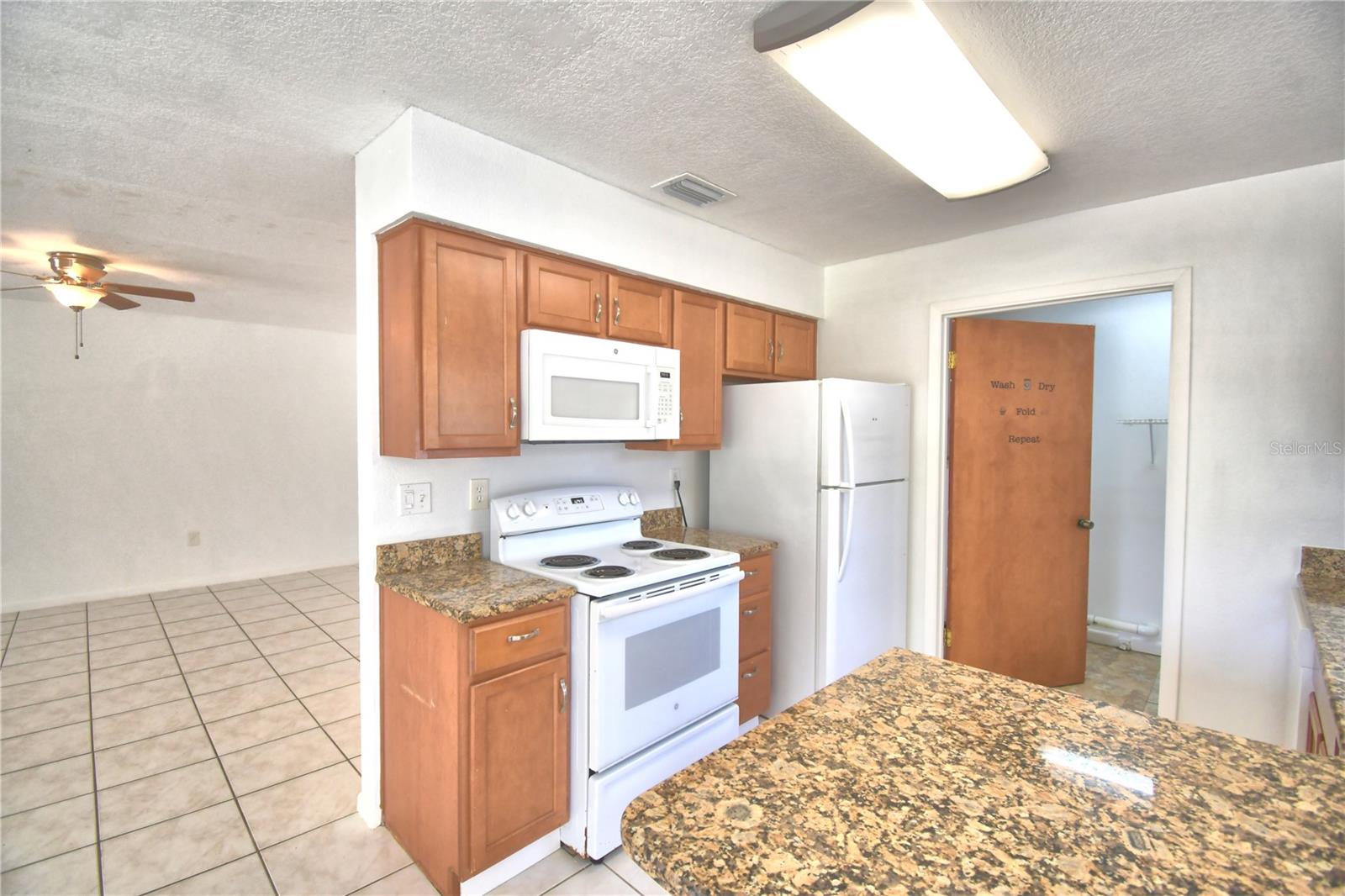 914 Grape Ave Property Photo 10