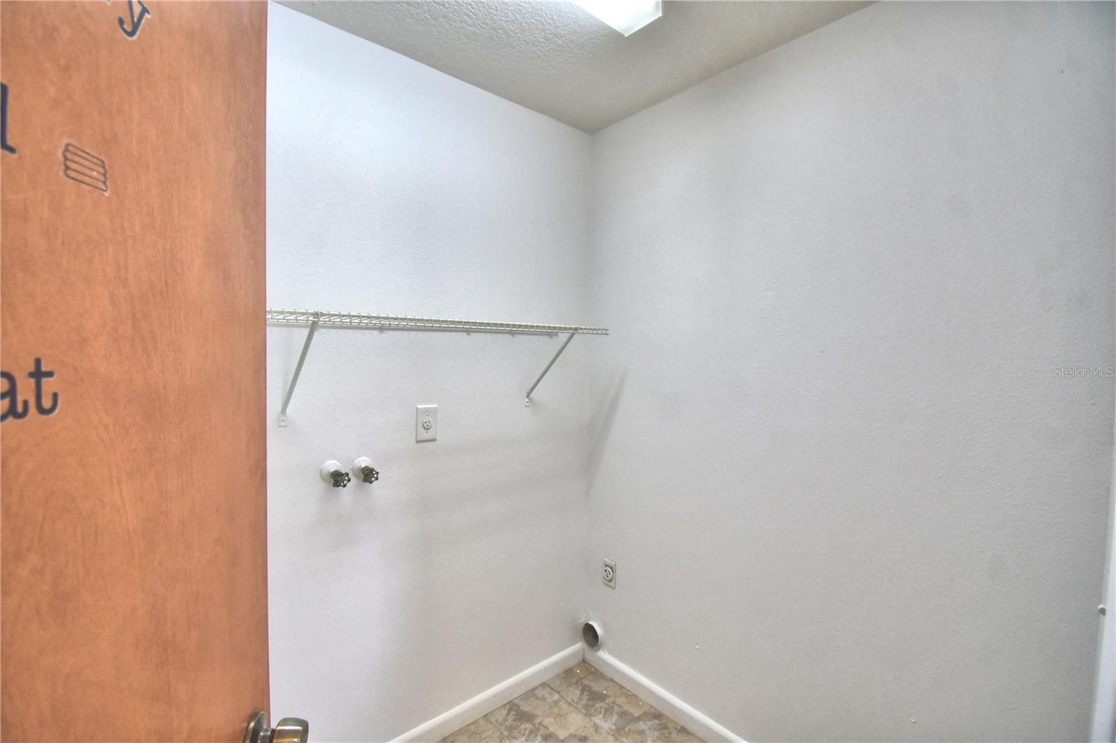 914 Grape Ave Property Photo 12