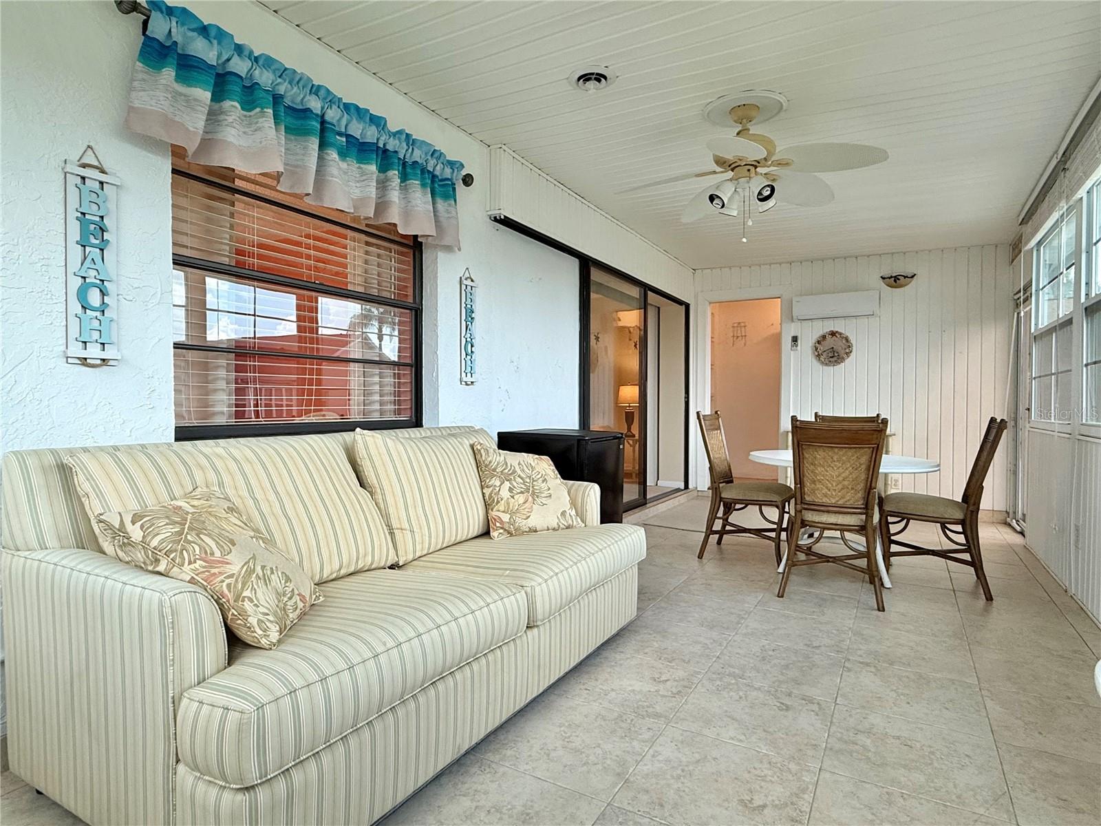 4827 Cadagua Dr Property Photo 4