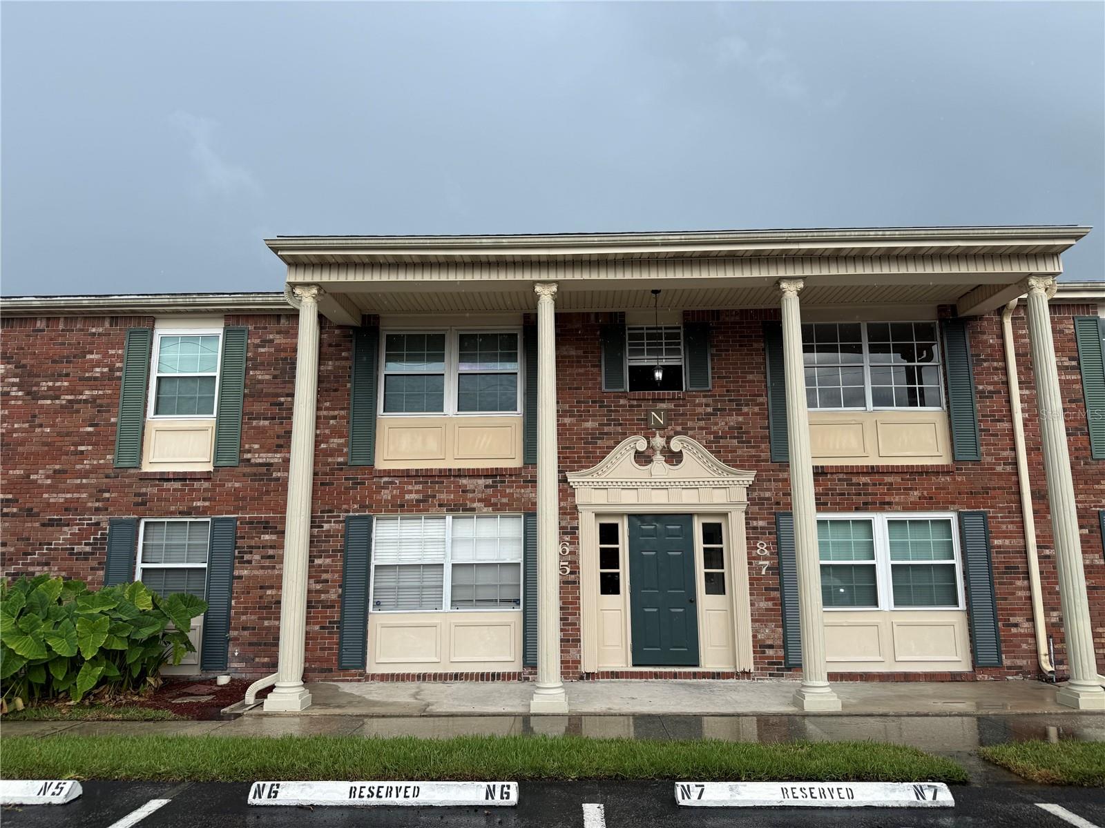 1920 E EDGEWOOD DR #N8 Property Photo 1