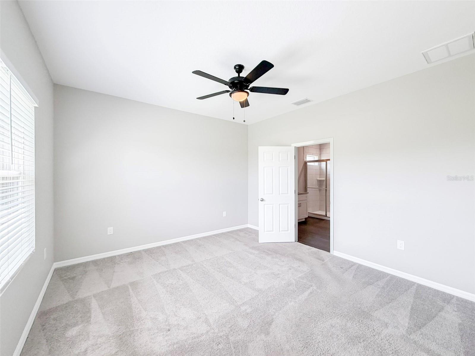 3358 Cup Dr Property Photo 6