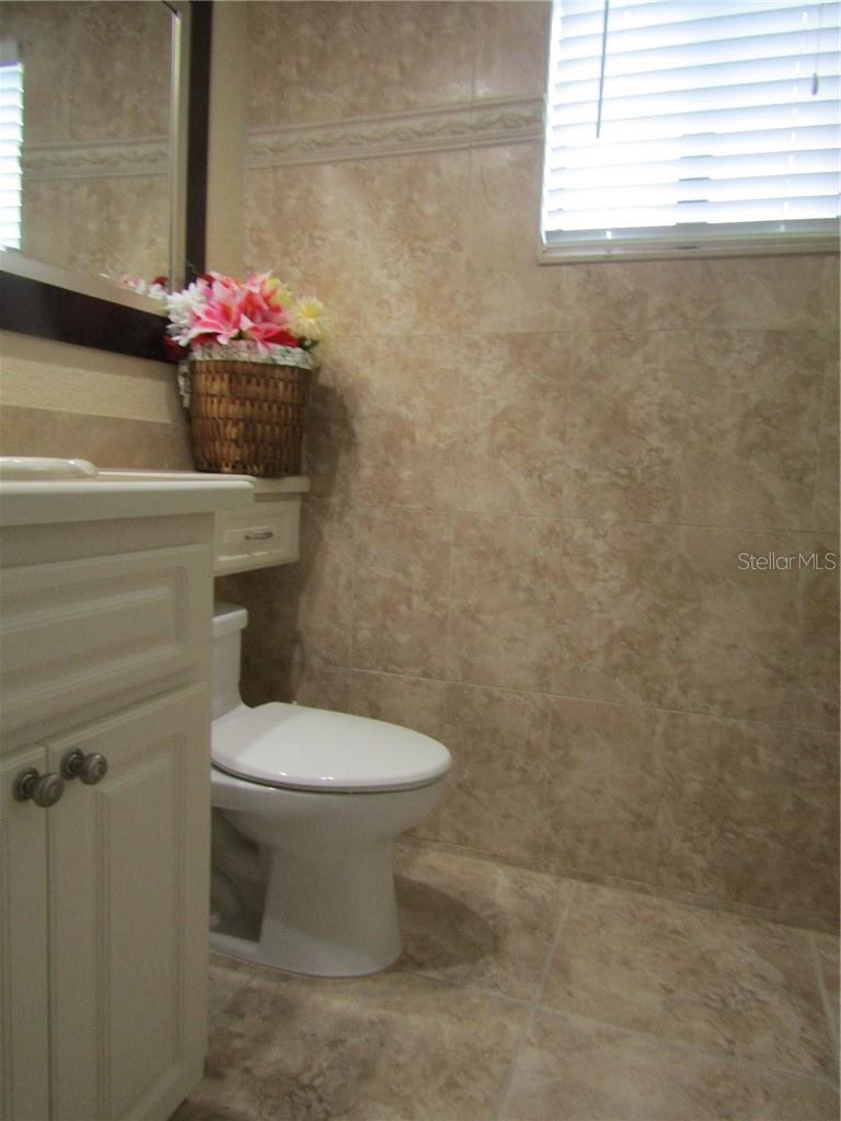 1211 Saxony Cir #a-1 Property Photo 7