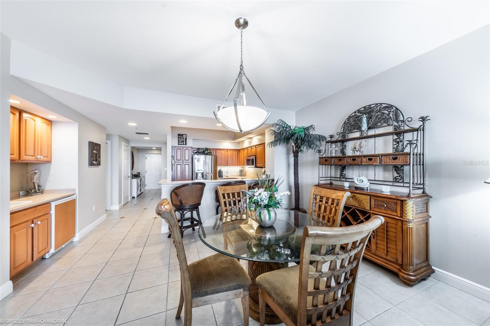 3313 Sunset Key Cir #403 Property Photo 15
