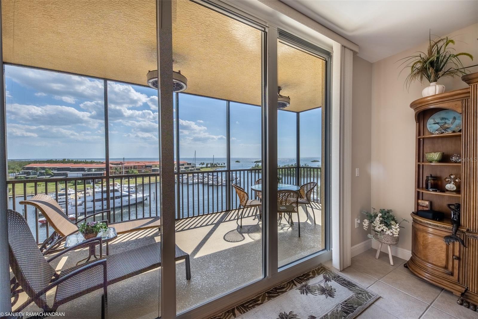 3313 Sunset Key Cir #403 Property Photo 21