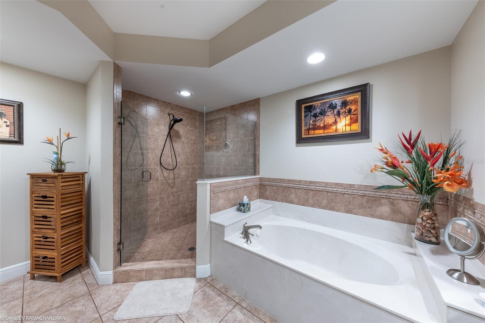 3313 Sunset Key Cir #403 Property Photo 30