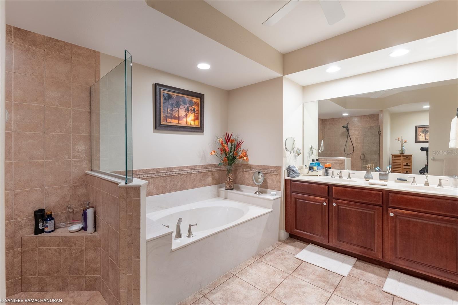 3313 Sunset Key Cir #403 Property Photo 32