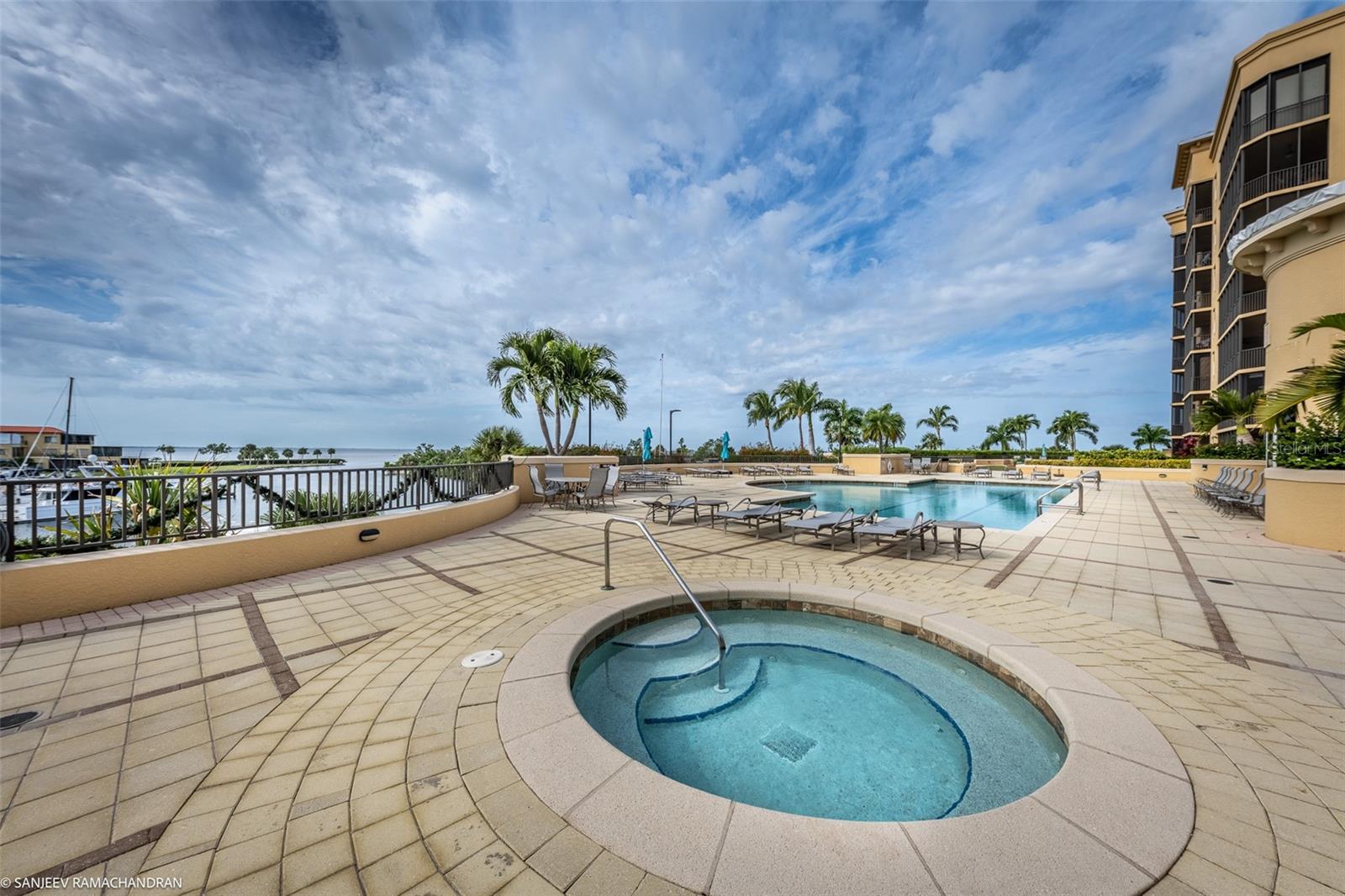 3313 Sunset Key Cir #403 Property Photo 46