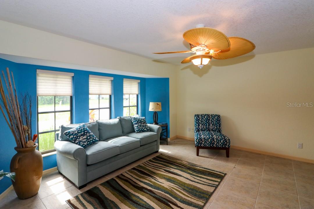5087 Silver Bell Dr Property Photo 8