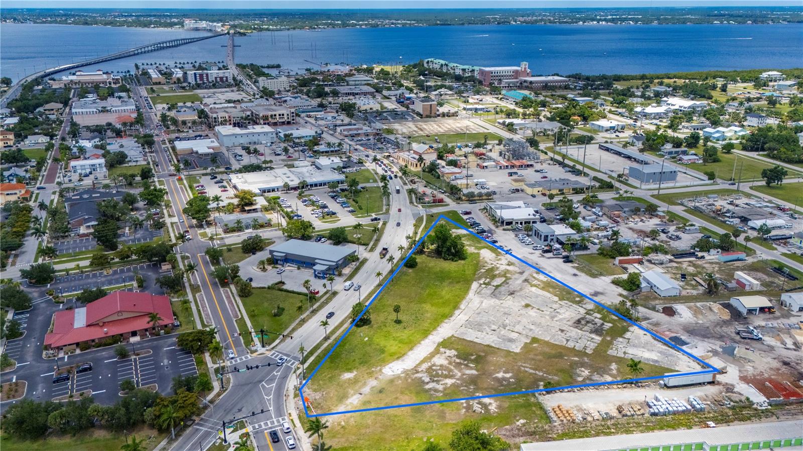 500 TAMIAMI TRL Property Photo 1