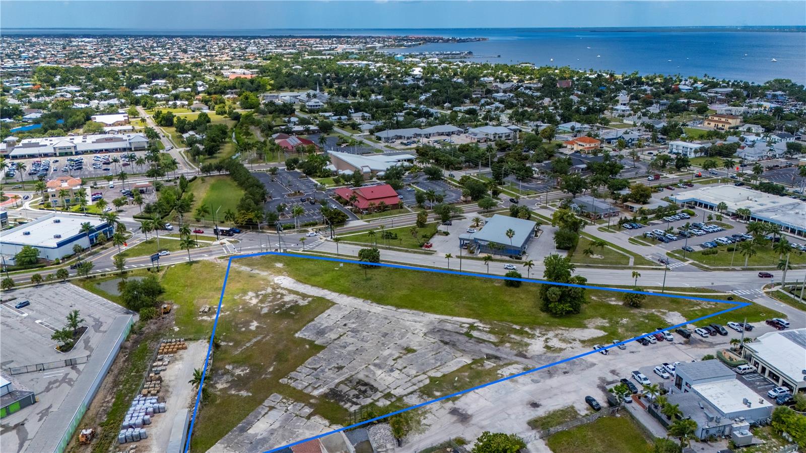 500 Tamiami Trl Property Photo 3