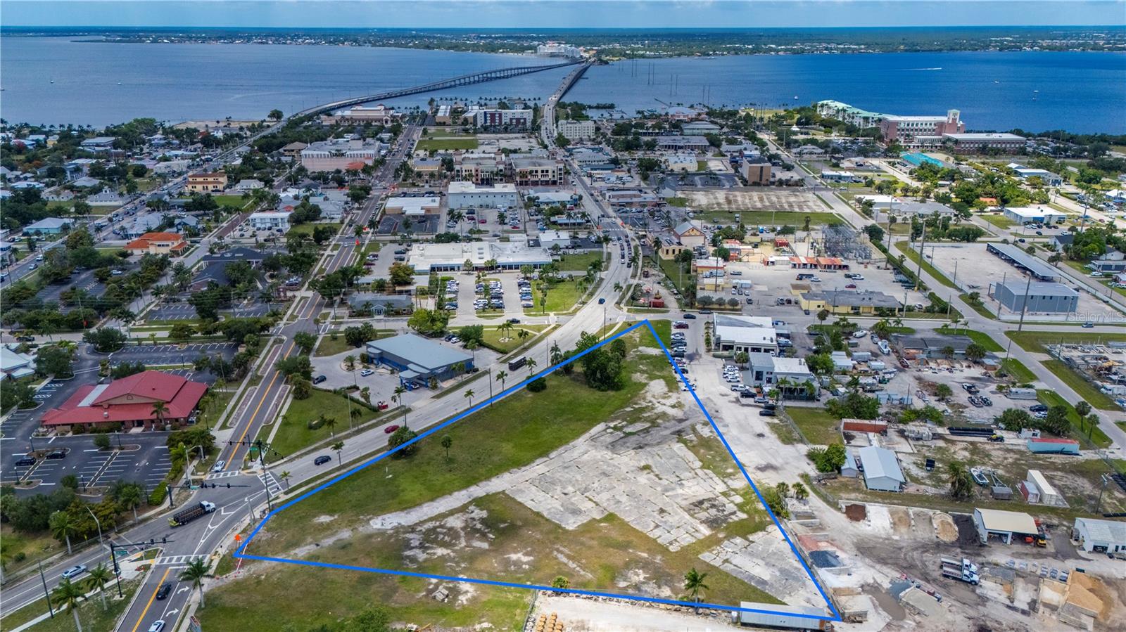 500 Tamiami Trl Property Photo 4