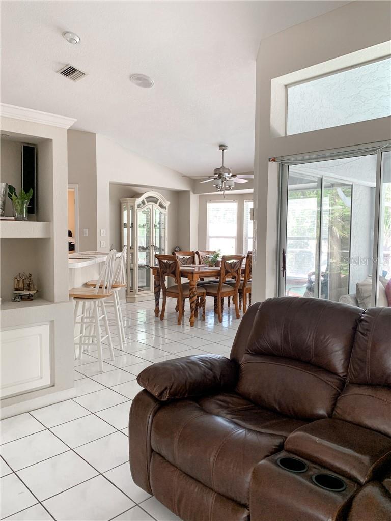 1000 Chevy Chase St Property Photo 15