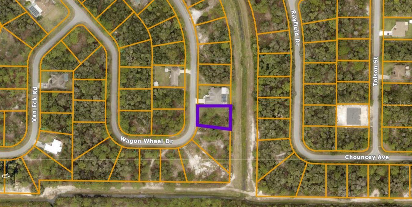Wagon Wheel Dr Property Photo 2