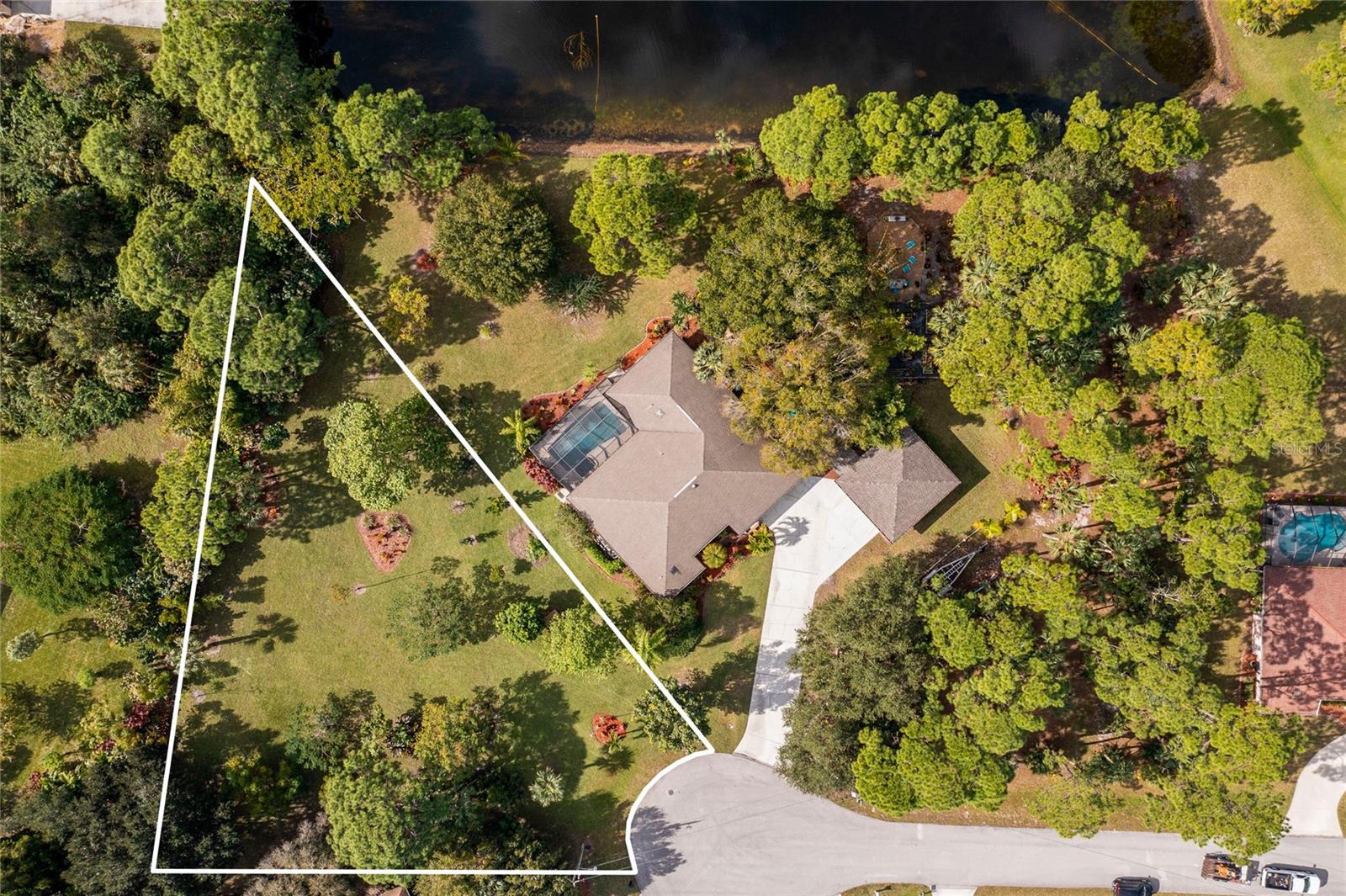 25271 Roland Ln Property Photo 6