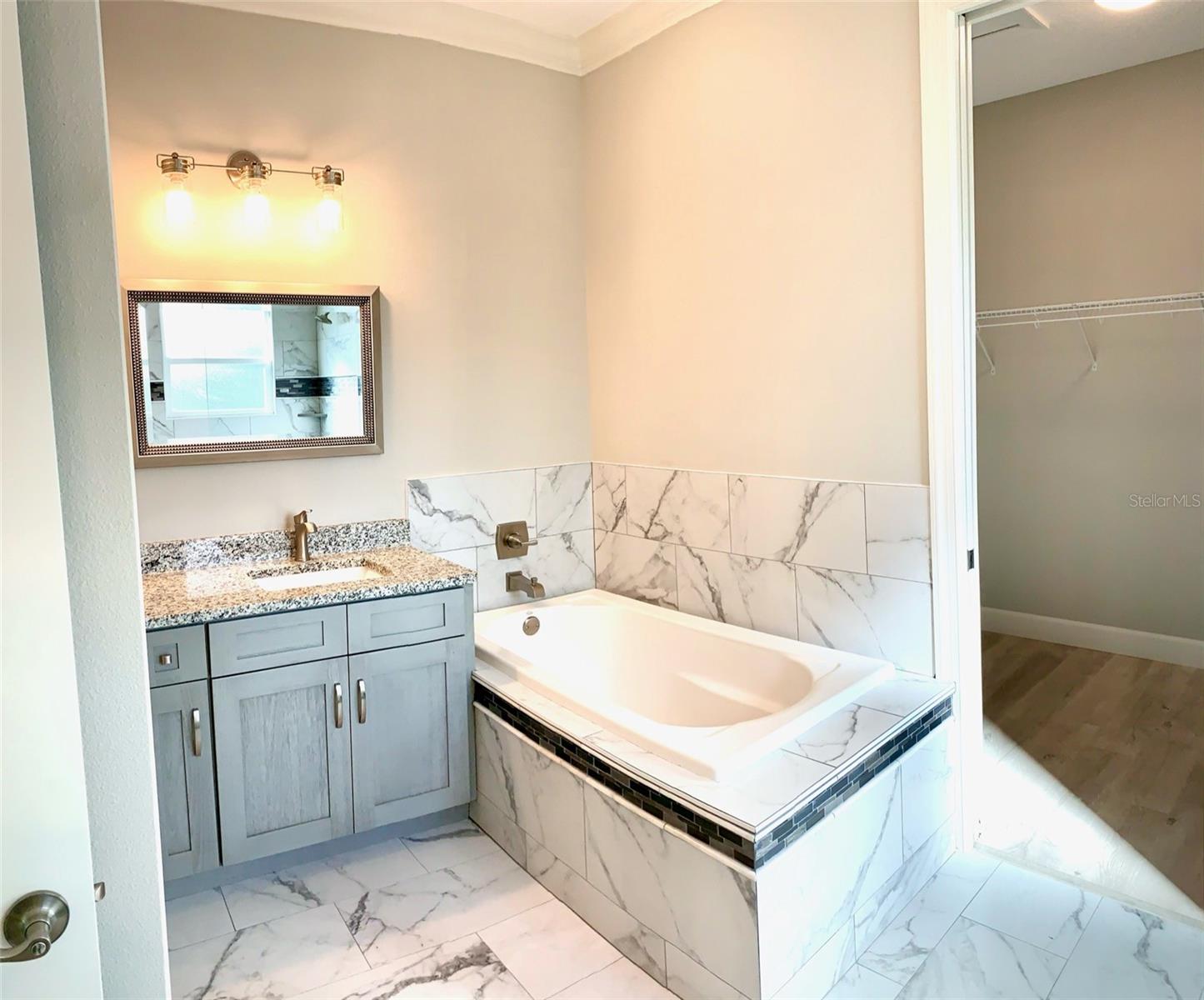 6782 Paigo Ln Property Photo 9