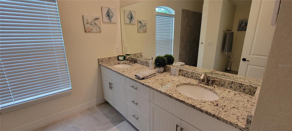 13376 Yager Ln Property Photo 12