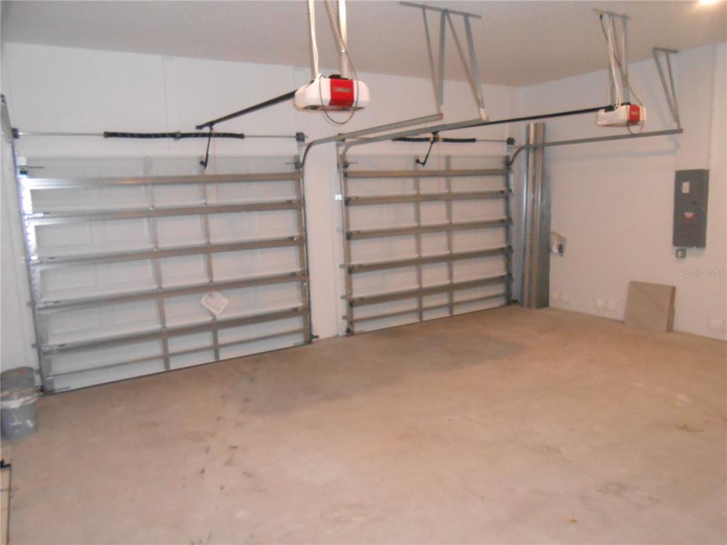 13376 Yager Ln Property Photo 28