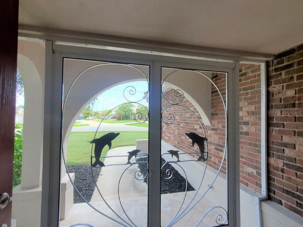 220 Tropicana Drive Property Photo 4
