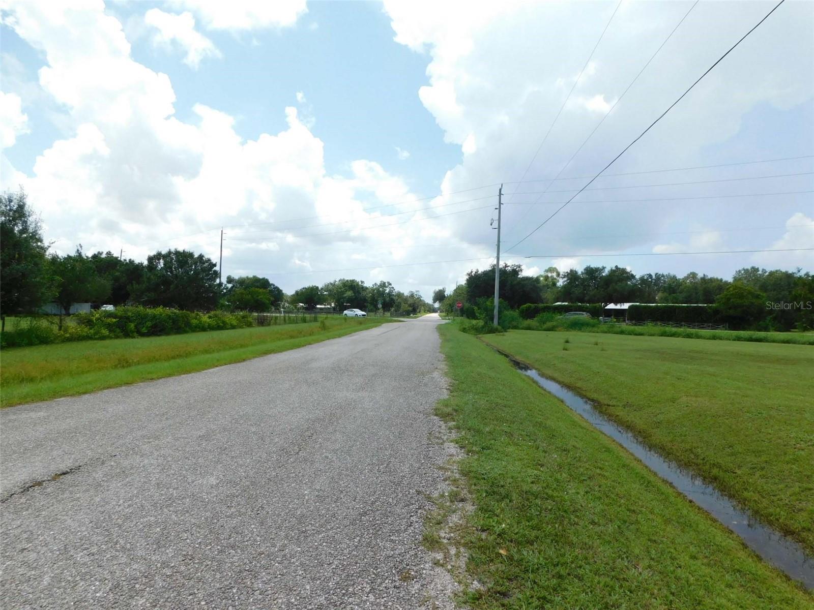 10099 Sw Kissimmee Rd Property Photo 5