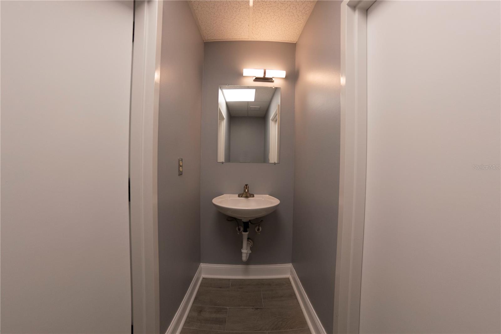 2400 Harbor Blvd #10 Property Photo 14