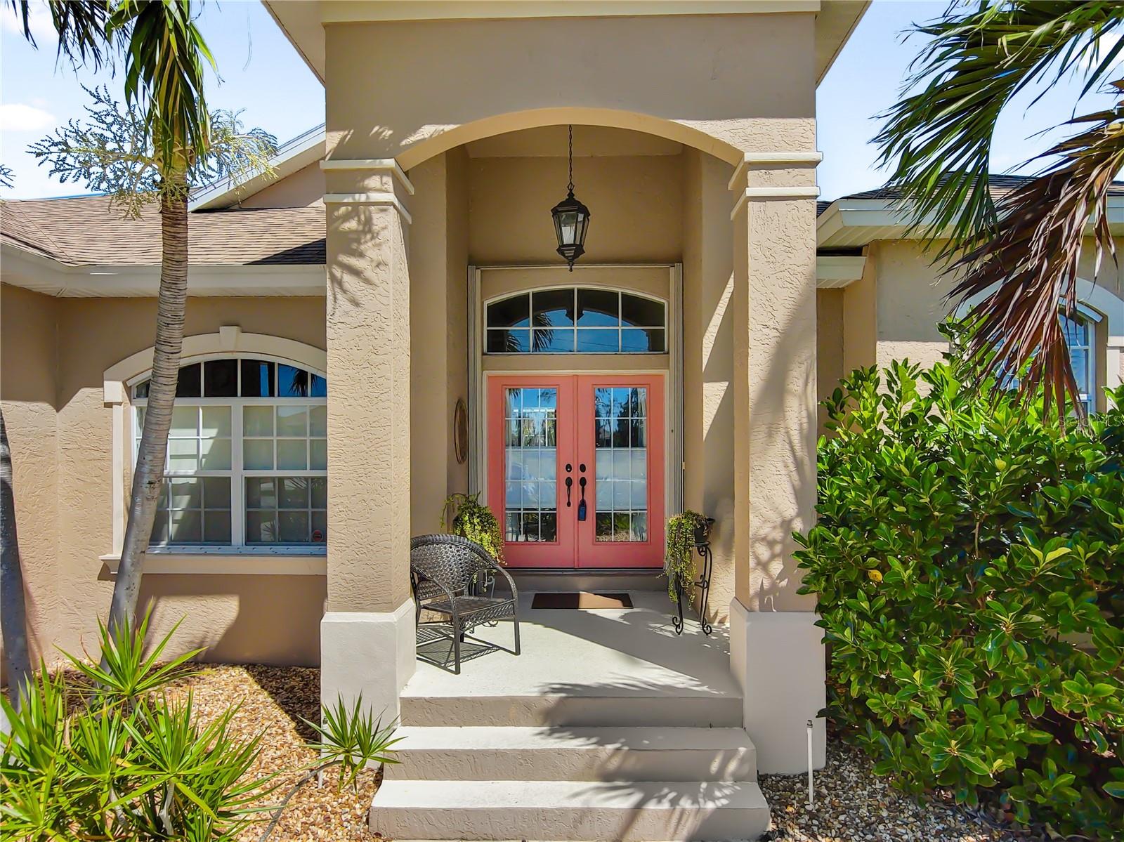 175 Rotonda Boulevard E Property Photo 2