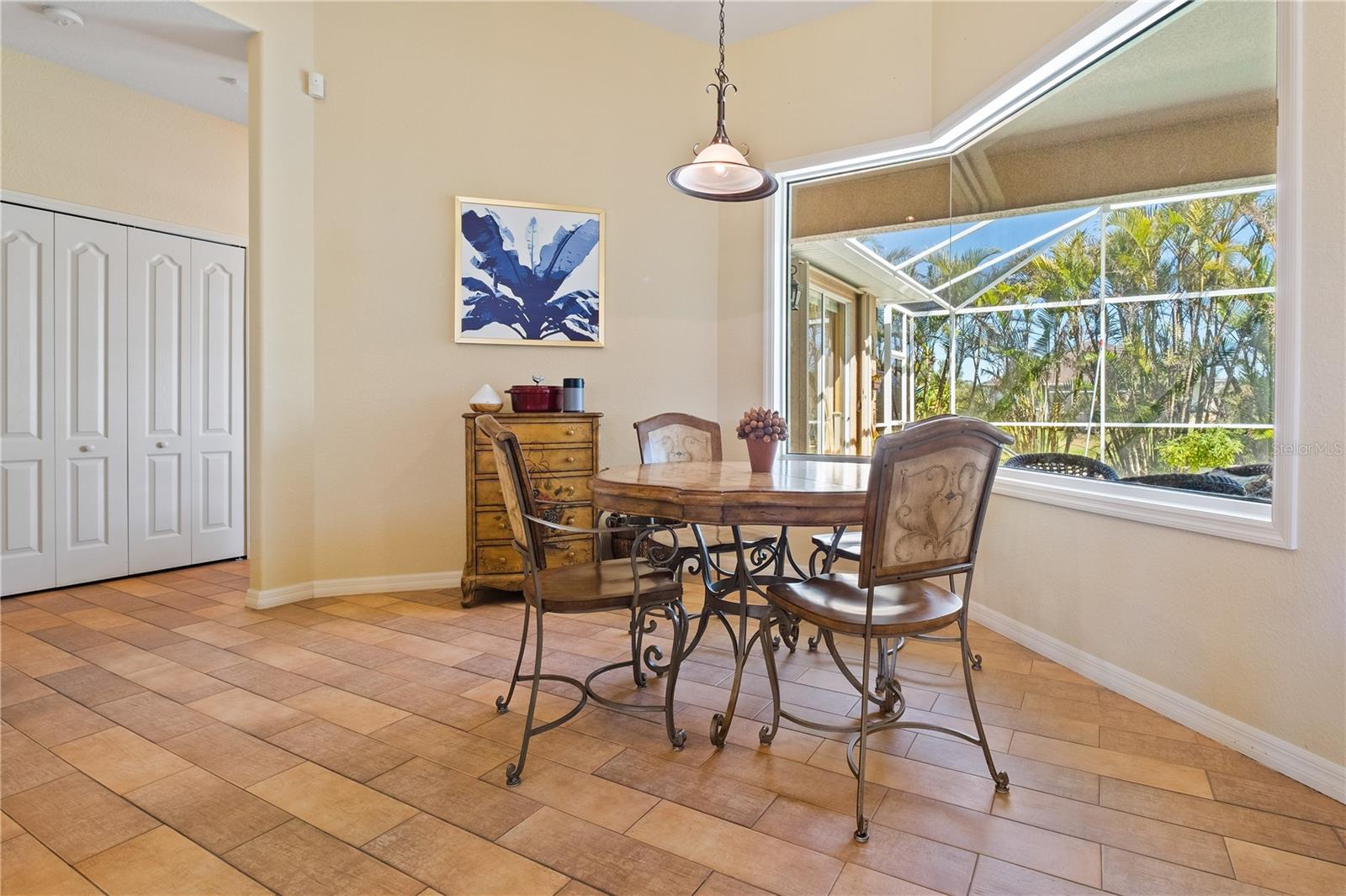175 Rotonda Boulevard E Property Photo 15