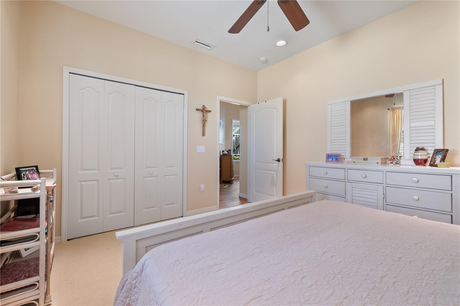 175 Rotonda Boulevard E Property Photo 25