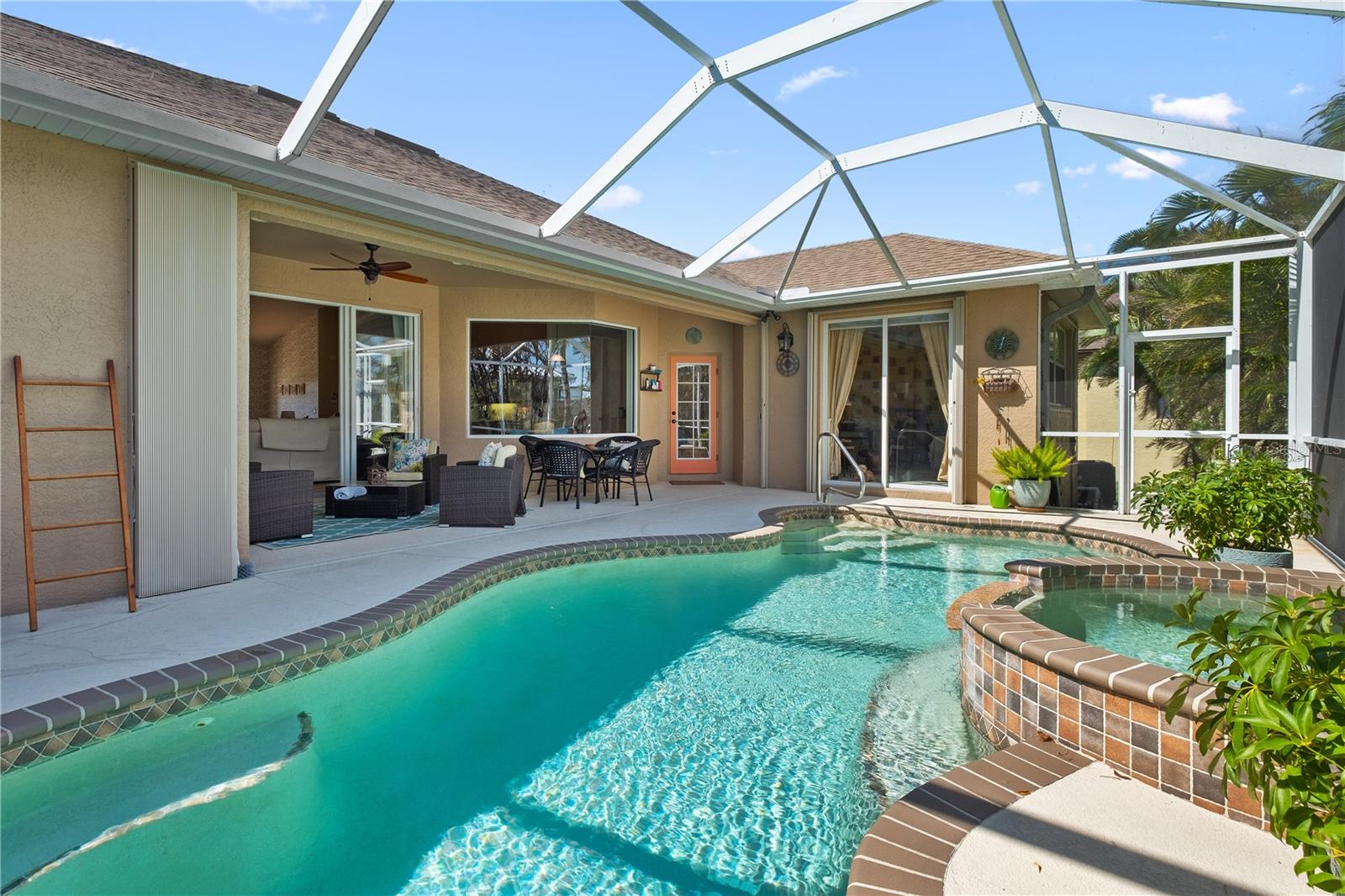 175 Rotonda Boulevard E Property Photo 36